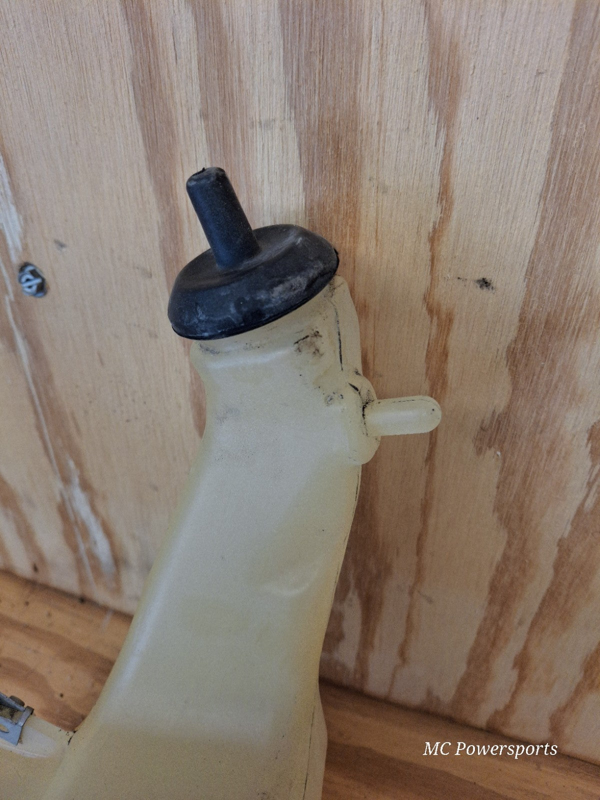1997 - 2003 BMW K1200 LT EXPANSION BOTTLE COOLANT RESERVOIR TANK 17111465126 OEM