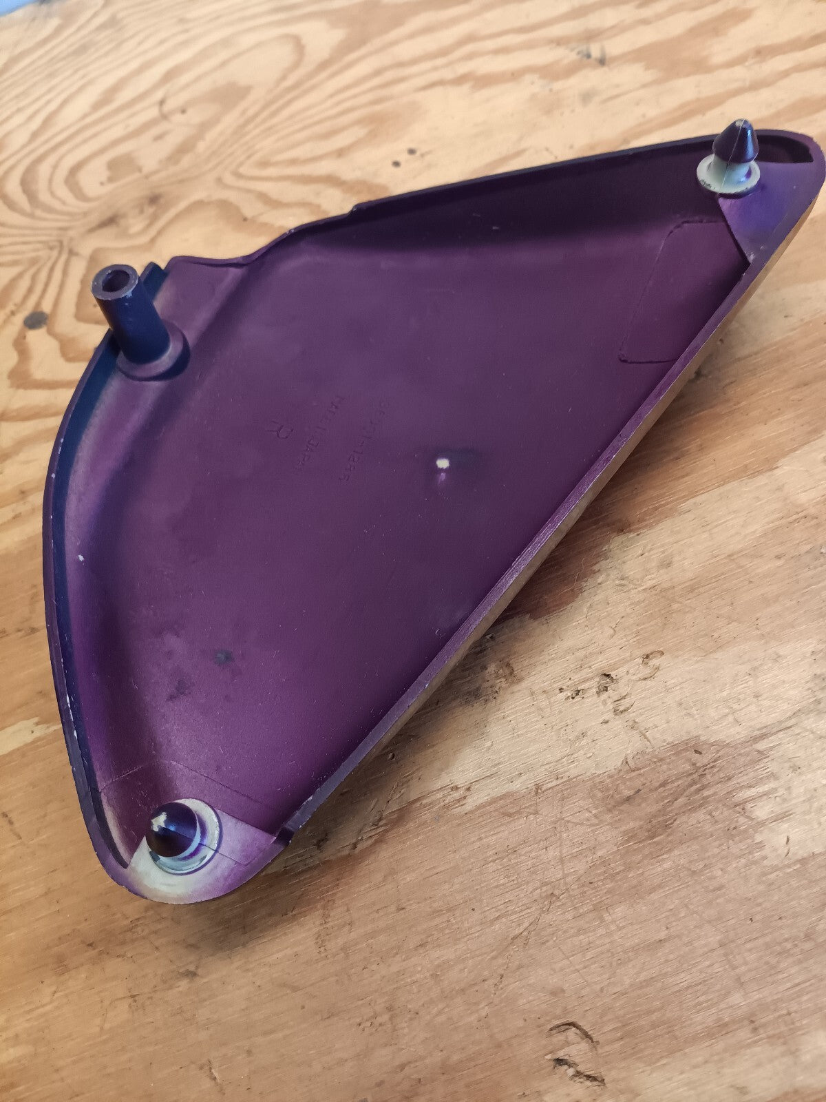 1986 Kawasaki Vulcan 750 VN750A OEM Right Side Cover Plate Fairing Panel Body