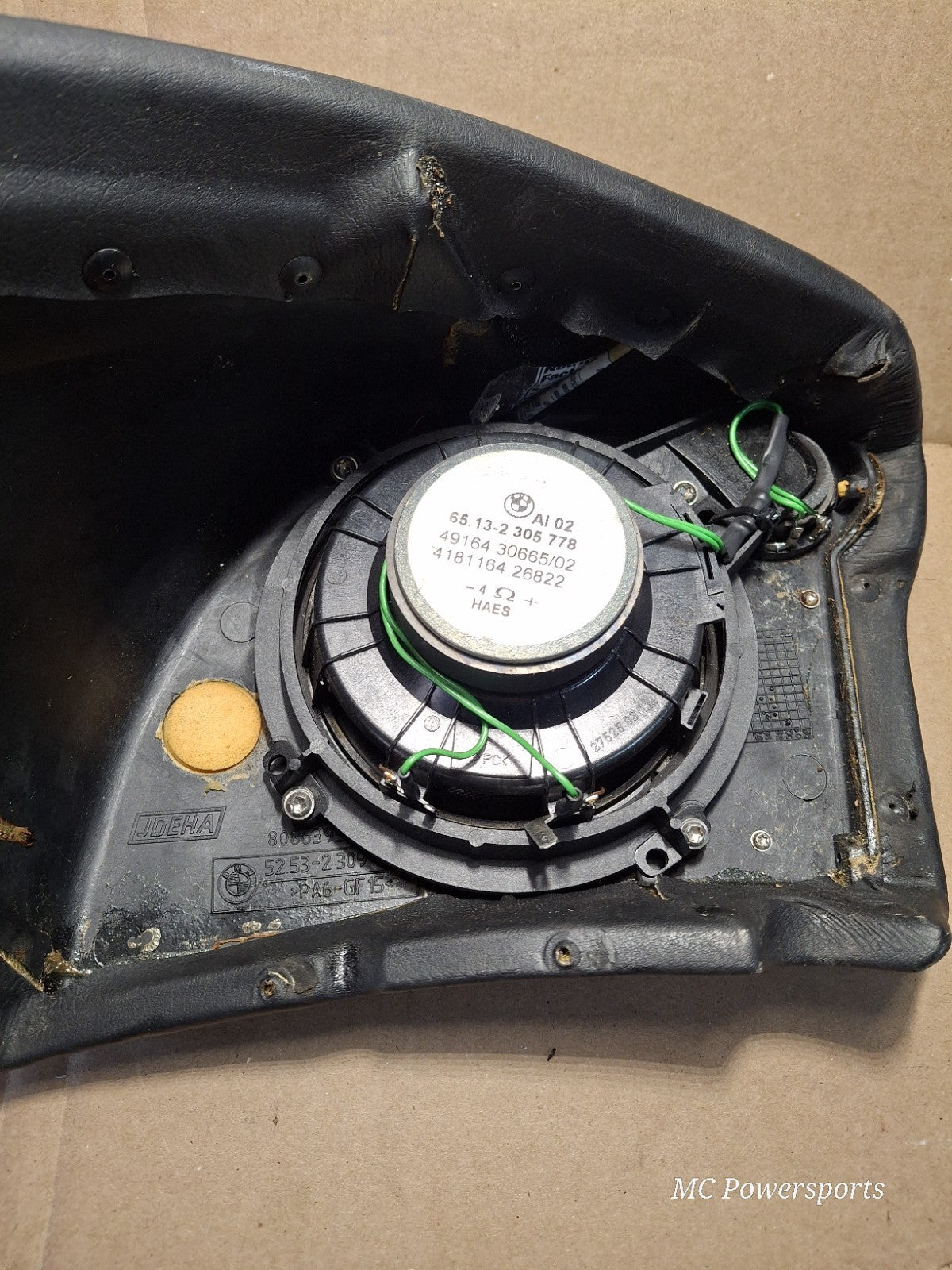 2002 BMW K 1200 LT K1200LT Speaker housing top case Right Side Assembly OEM