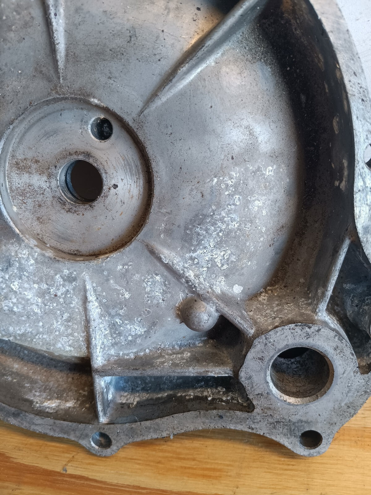 HONDA CB750K CB750F CB 750 ENGINE MOTOR CRANKCASE CASE CLUTCH SIDE COVER