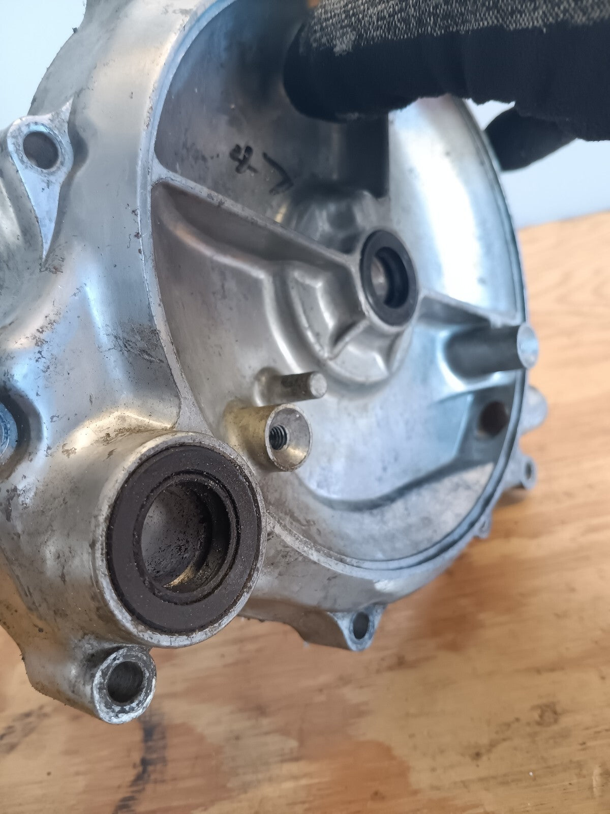 HONDA CB750K CB750F CB 750 ENGINE MOTOR CRANKCASE CASE CLUTCH SIDE COVER